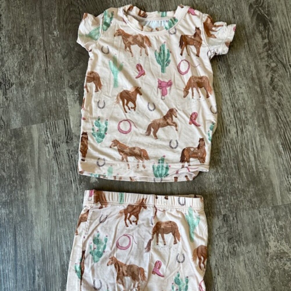 Angel Dear Loungewear Short Set, Western Horses Pink 6-12M